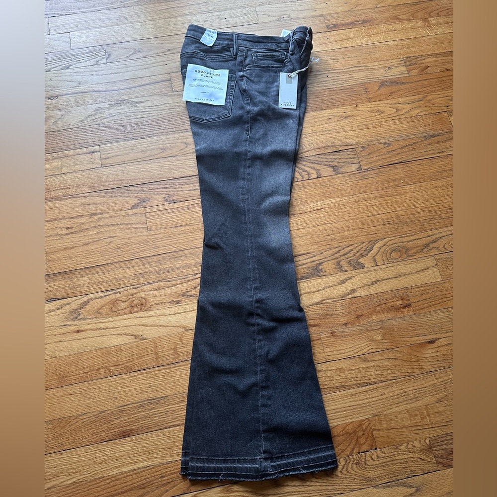 Good American Petite Flare Jeans - NEVER WORN